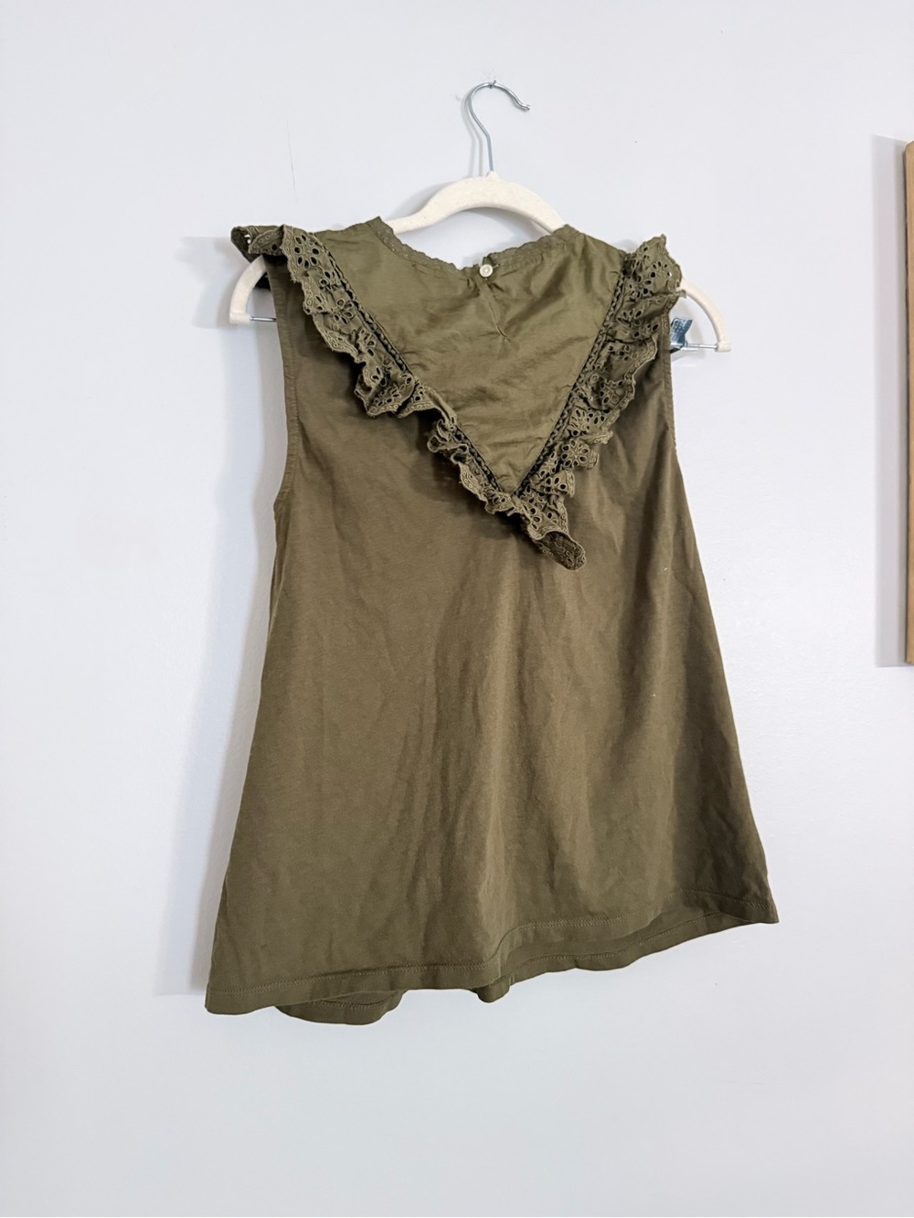 Jcrew Eyelet Ruffle Front Top - Picture 5 of 7